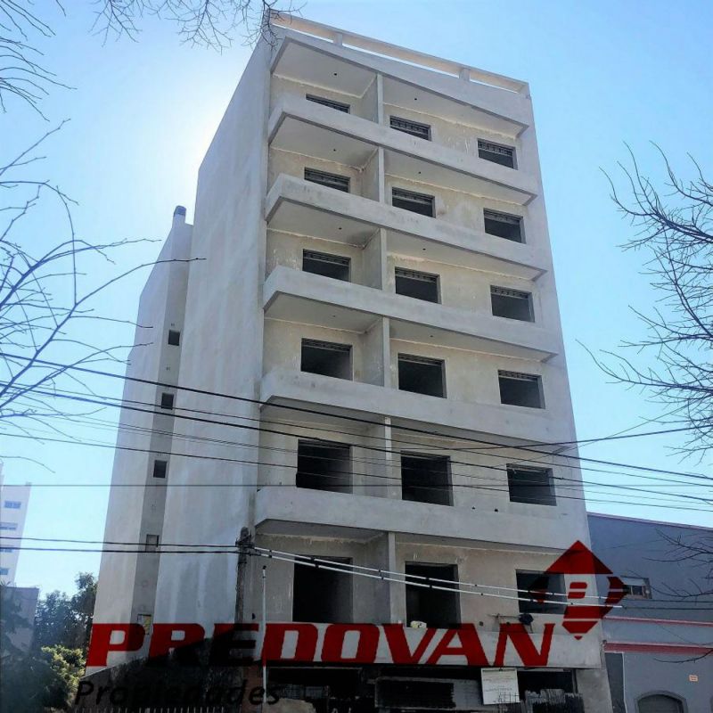 42 e/ 17 y 18 1100 - Predovan Propiedades