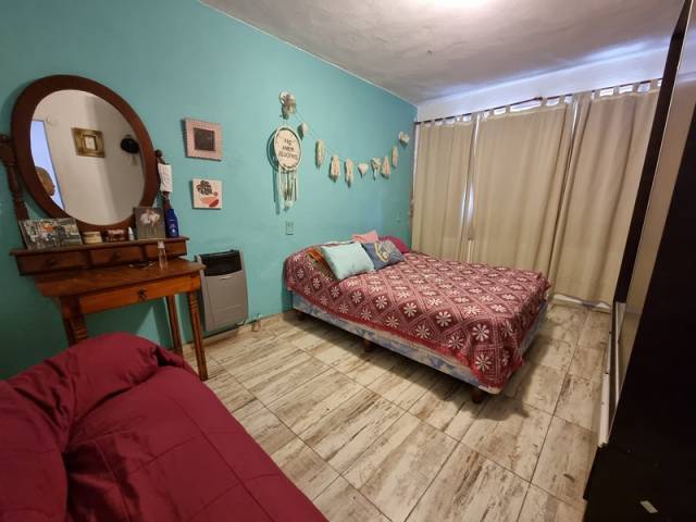 LINDA CASA EN VENTA EN VILLA CARLOS PAZ, Bº Villa Del Lago, GRAN VISTA PANORÁMICA, PILETA, GAS NAT