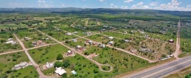 VENDO LOTES Bº CERRADO- VILLA CATALINA ECO Y ALTOS DE CATALINA DESDE U$$ 21.000