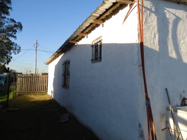 Amplia vivienda en Ingeniero Allan, &quotLa Carolina", Florencio Varela