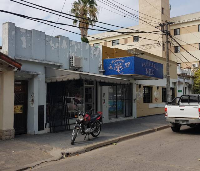 PROPIEDAD CENTRICA  FRENTE A PLAZA PRINCIPAL DE GRAL. RODRIGUEZ