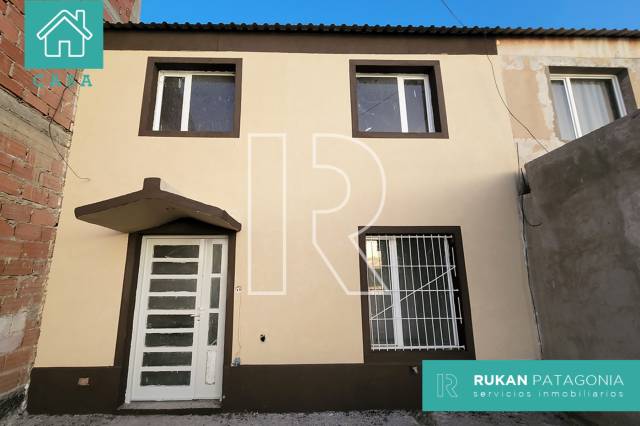 #VentaRUKAN | Casa 3 Habitaciones | Barrio 132 VIVIENDAS | Caleta Olivia.- (APTA CRÉDITO HIPOTECARIO)