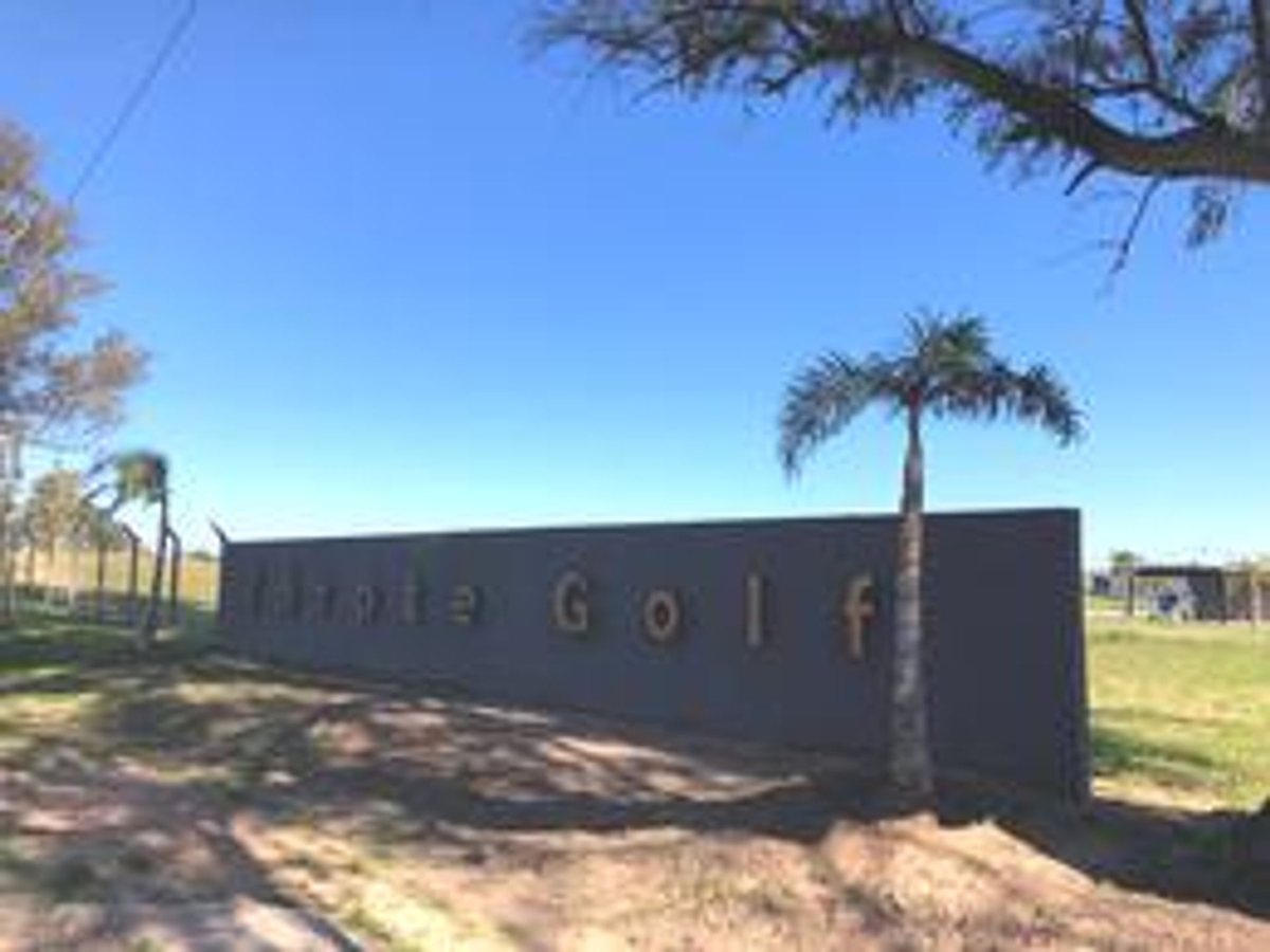 VENTA LOTE COUNTRY ZARATE GOLF PARK