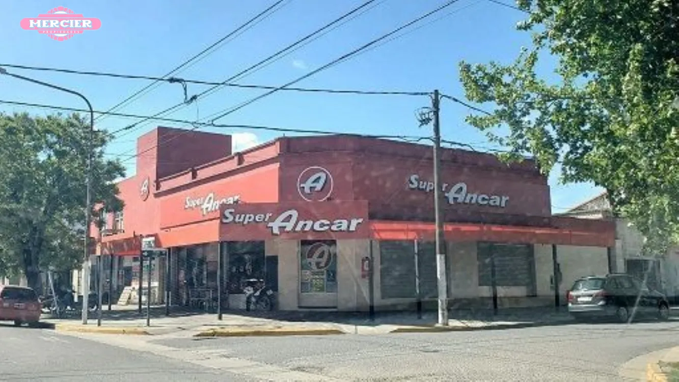 Local u Oficina en Venta Zona II de Miramar. Estado Muy Bueno. Apto Crédito