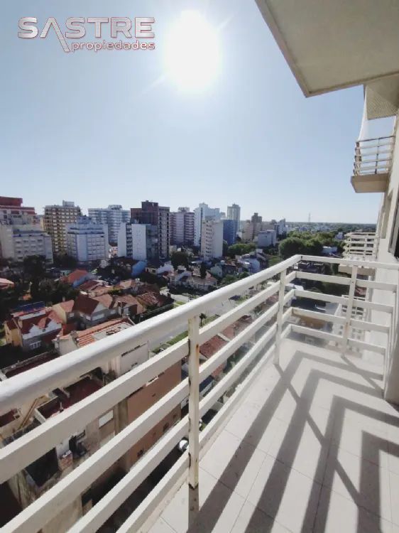 Departamento en Alquiler Temporario Zona I de Miramar. Estado Bueno. 1 Habitación. 1 Baño. Temporada Verano 2025
