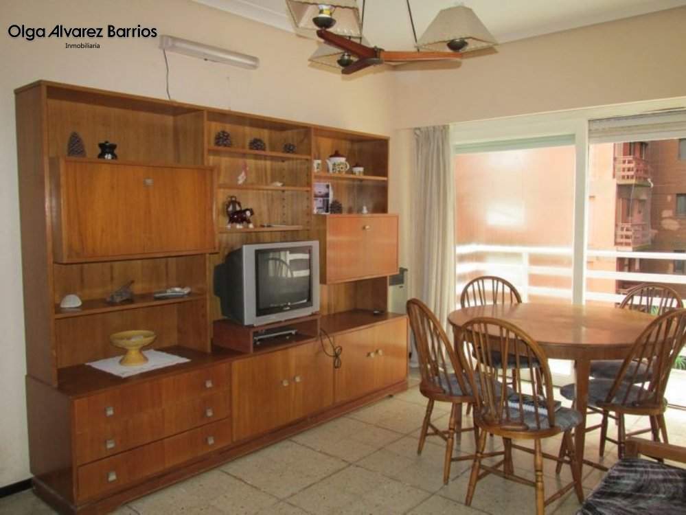 Departamento en Venta Zona I de Miramar. Estado Bueno. 1 Habitación. 1 Baño. Apto Crédito