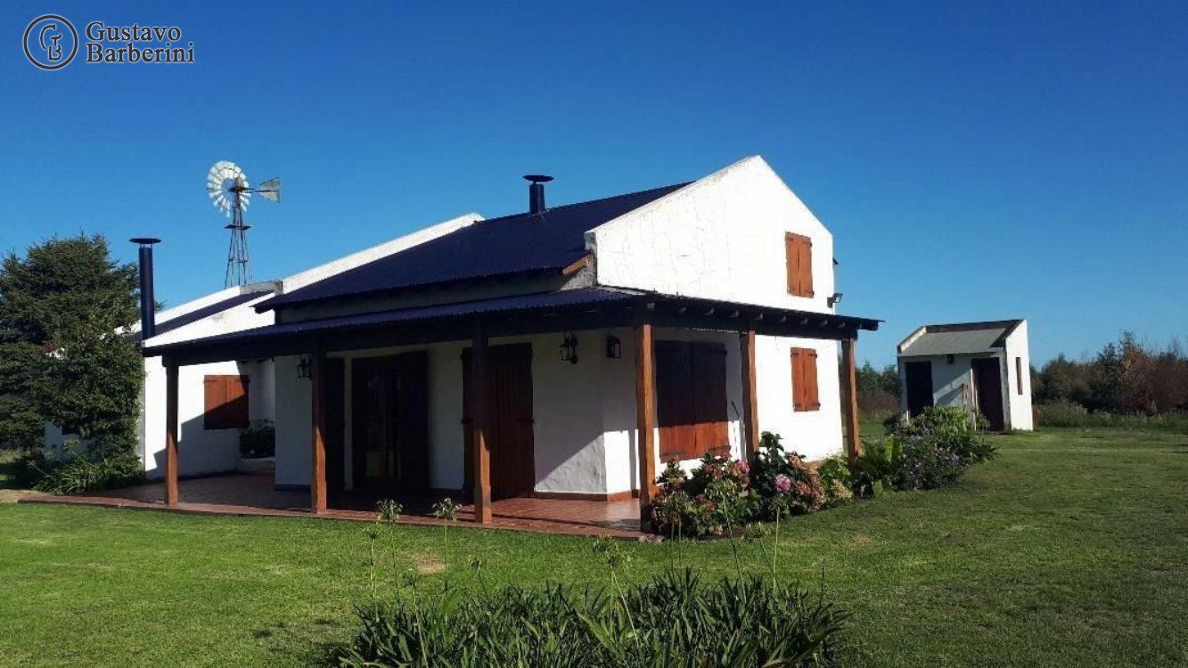 Campo en Venta Zona Rural de Miramar. Estado Muy Bueno. 3 Habitaciones. 2 Baños. Apto Crédito