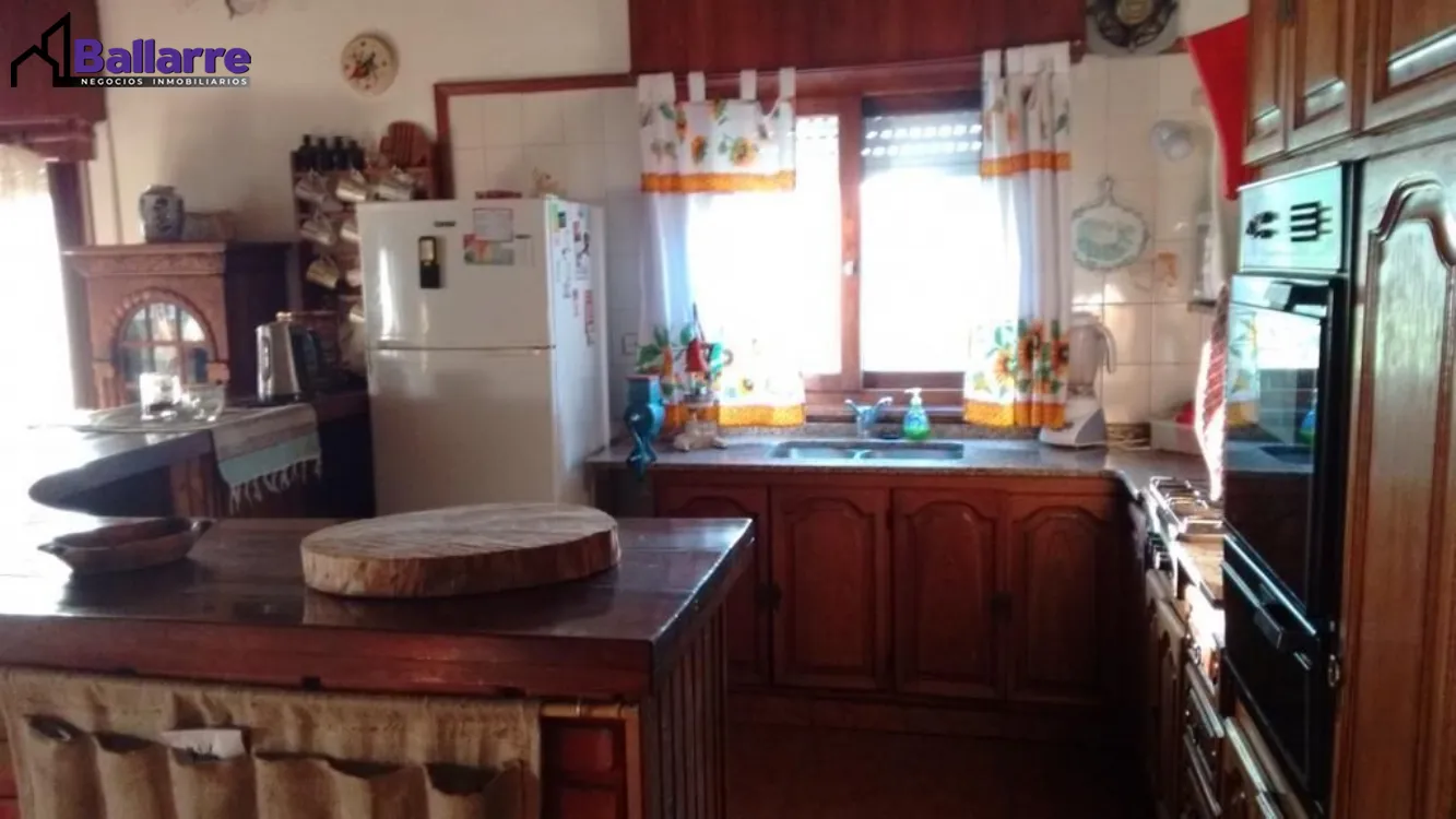 Quinta en Venta Los Pinos de Miramar. Retasado a U$S 100000. 3 Habitaciones. 1 Baño.
