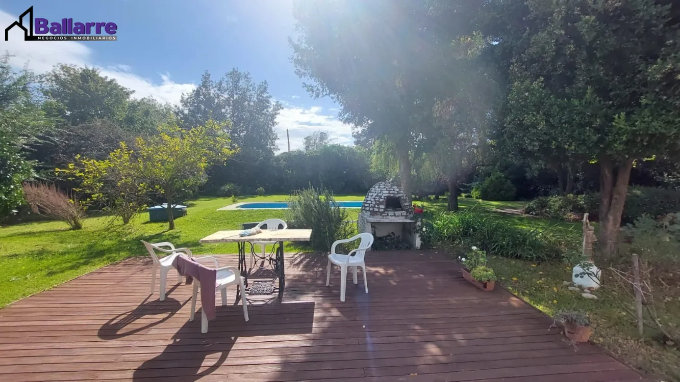 Quinta en Venta Los Pinos de Miramar. Estado Muy Bueno. 2 Habitaciones. 2 Baños.