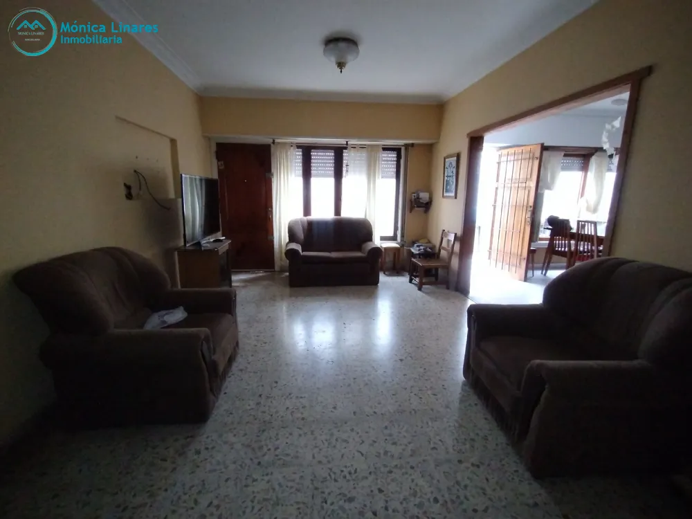 Local u Oficina en Venta Zona II de Miramar. Retasado a U$S 1. Apto Crédito