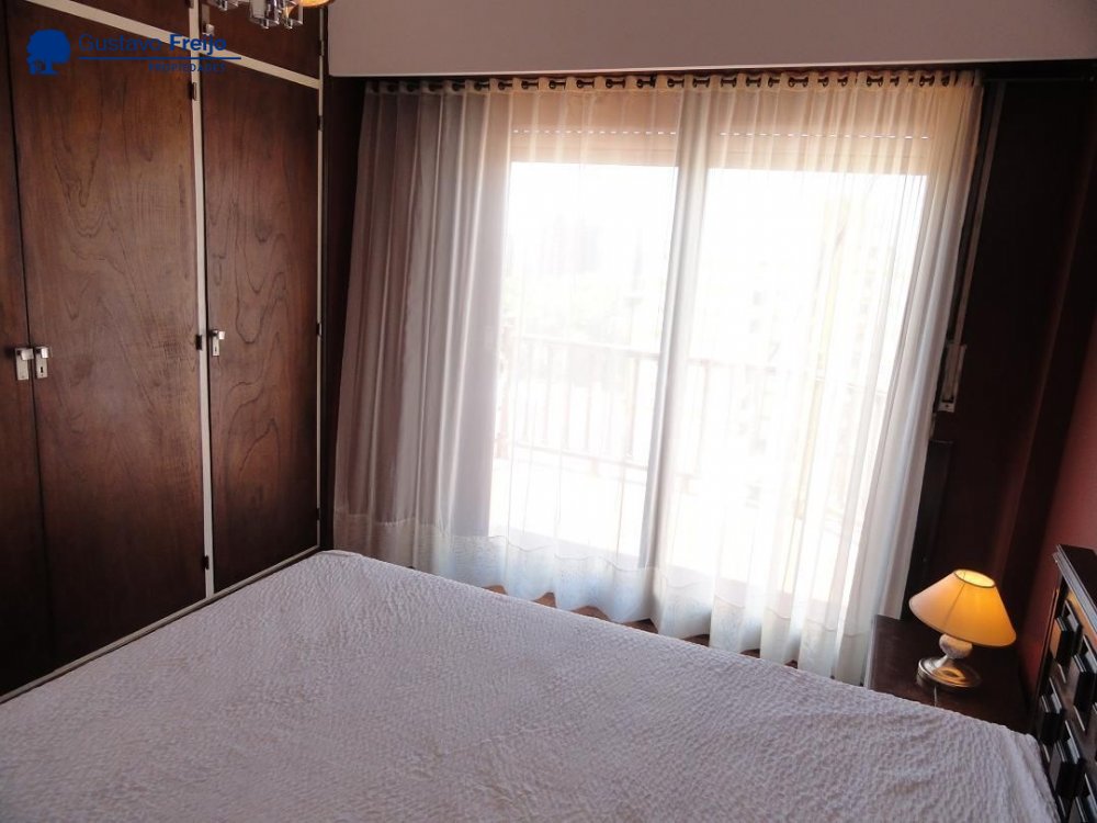 Departamento en Alquiler Temporario Zona I de Miramar. Estado Muy Bueno. 1 Habitación. 1 Baño. Temporada Verano 2025