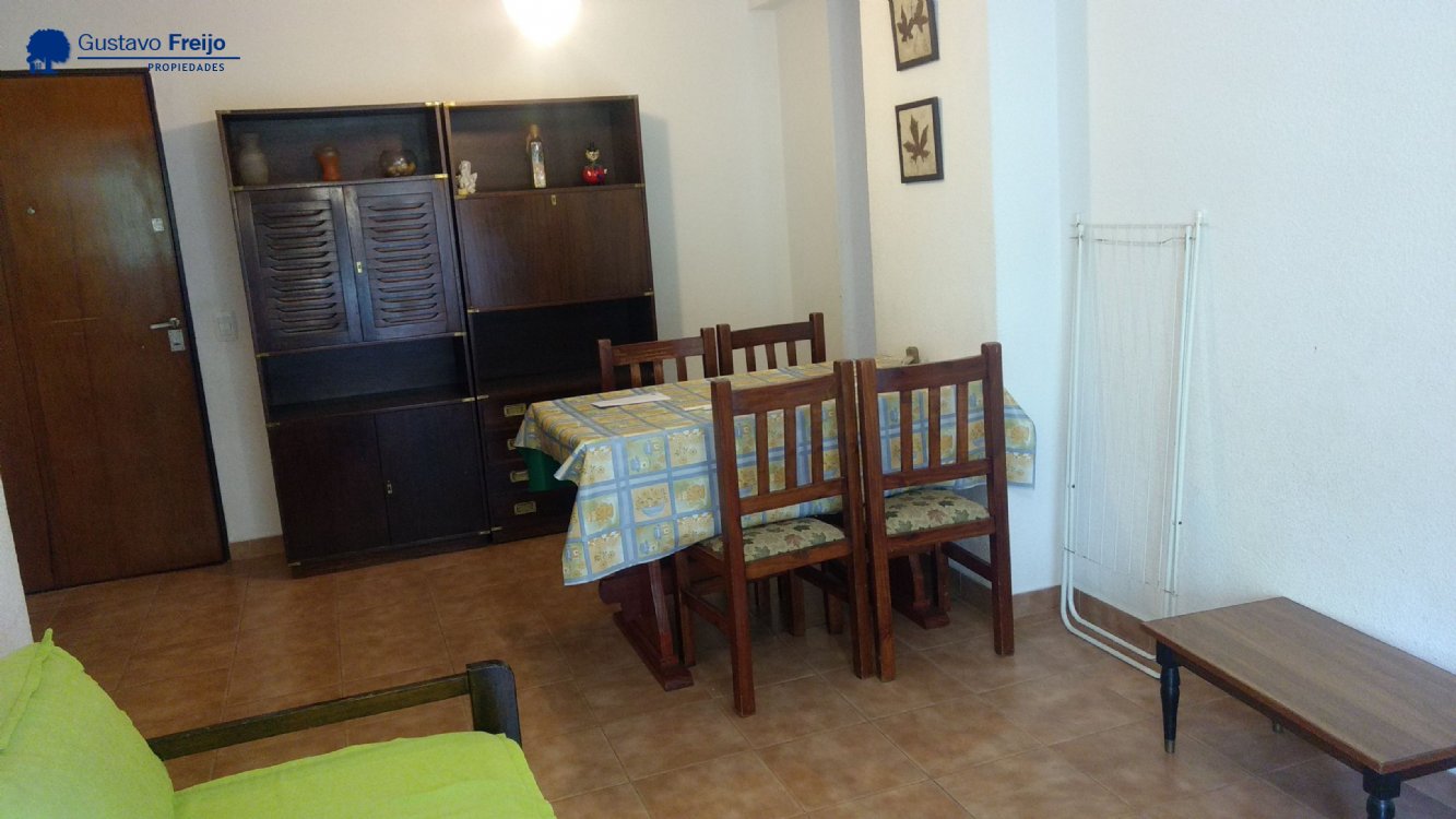 Departamento en Alquiler Temporario Zona II de Miramar. Estado Muy Bueno. 1 Habitación. 1 Baño. Temporada Verano 2025