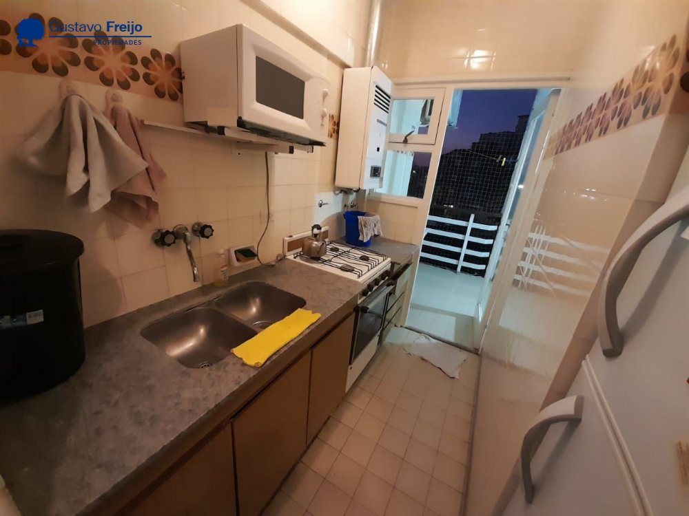 Departamento en Alquiler Temporario Zona I de Miramar. Estado Excelente. 2 Habitaciones. 1 Baño. Temporada Verano 2025
