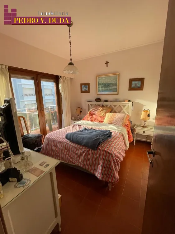 Departamento en Venta Zona I de Miramar. Estado Muy Bueno. 3 Habitaciones. 3 Baños.