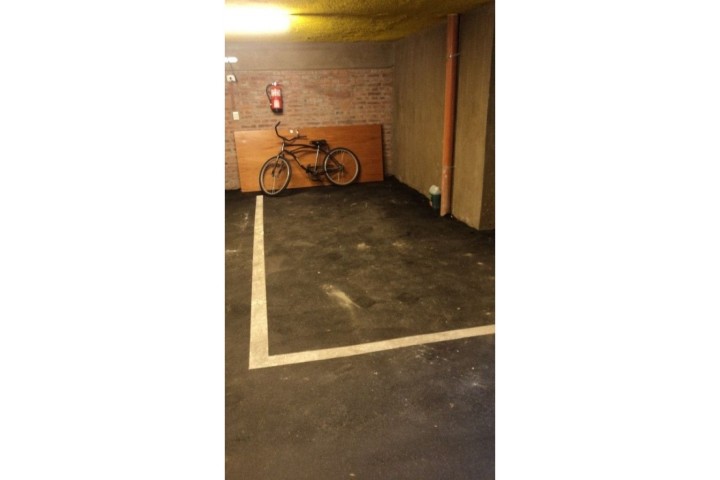 Cocheras Zeballos al 100-  Zona Parque Urquiza-