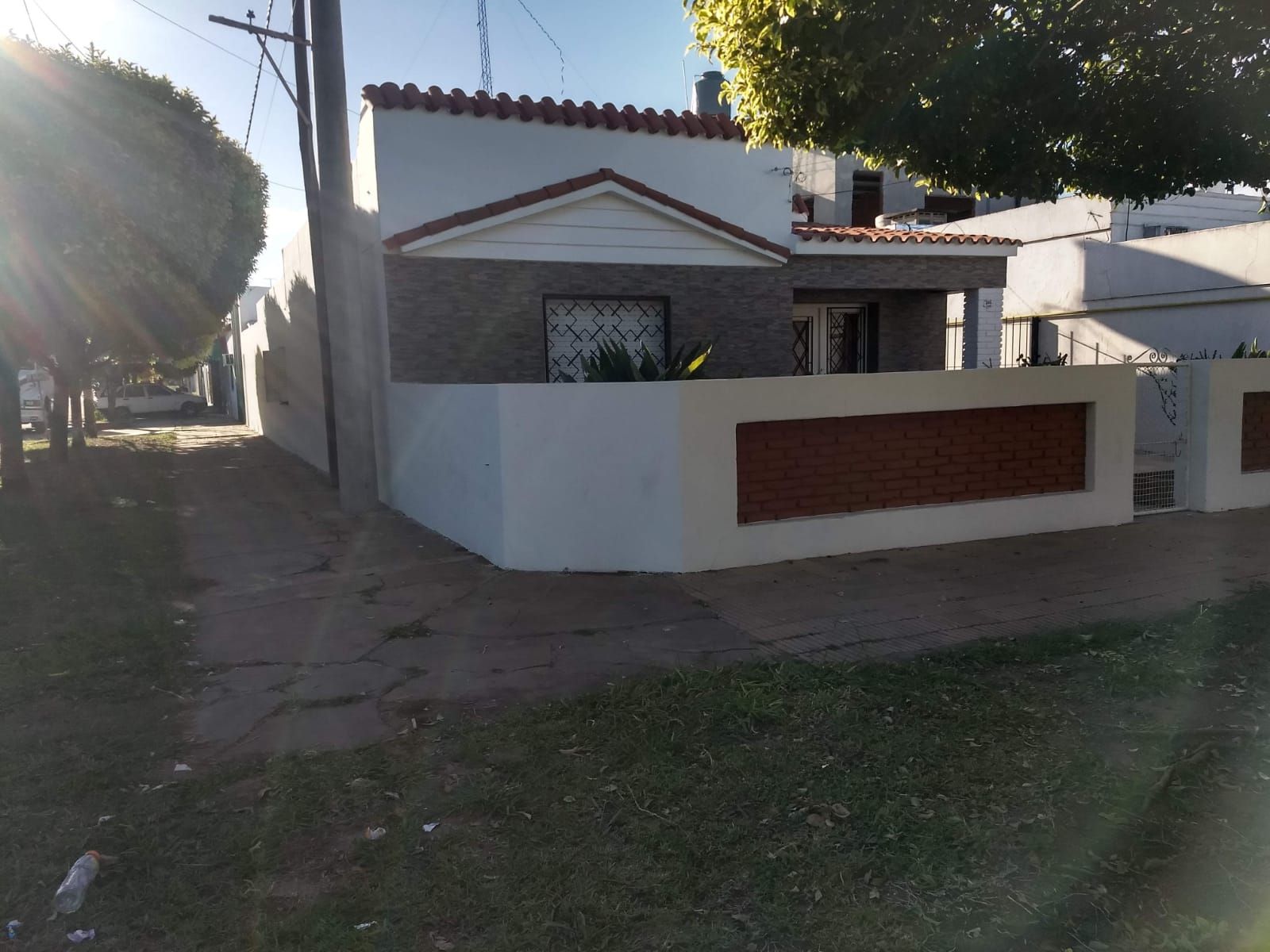 FIGHIERA. VENTA. CASA 2 DOMITORIOS. EXCELENTE PROPIEDAD