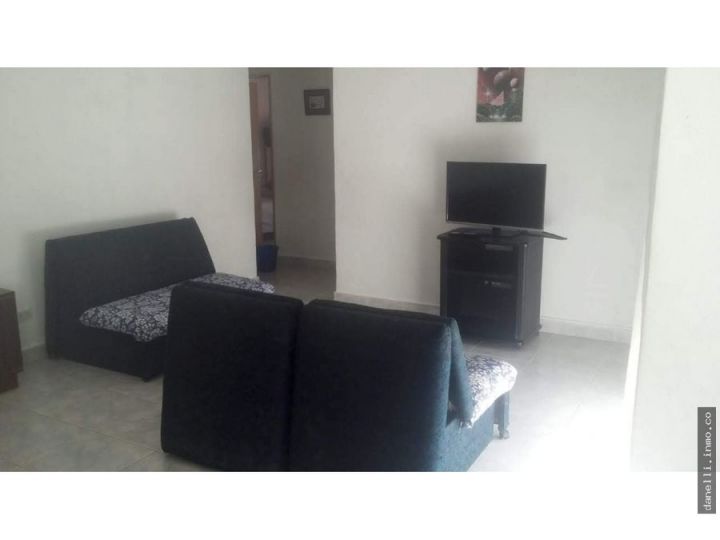 Alquiler temporario casa 4 ambientes Miramar. Barrio las Palmas