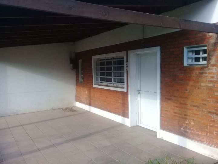 CASA 3 DORMITORIOS EXCELENTE ZONA