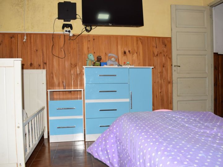 Granadero Baigorria, Chacabuco N° 1328