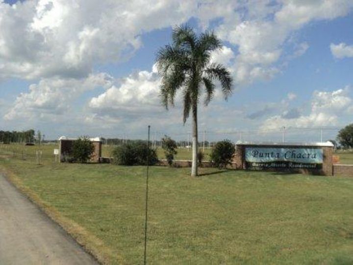 LOTES EN PUNTA CHACRA . DESDE U$ 25000