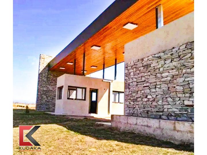 OPORTUNIDAD! LOTE LA ERNESTINA APTO DUPLEX! 300m2
