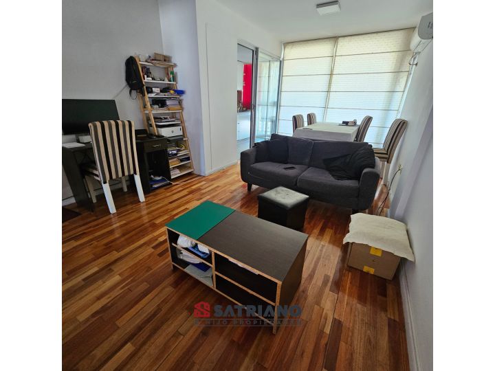 Venta - Departamento dos dormitorios cochera Riobamba 125