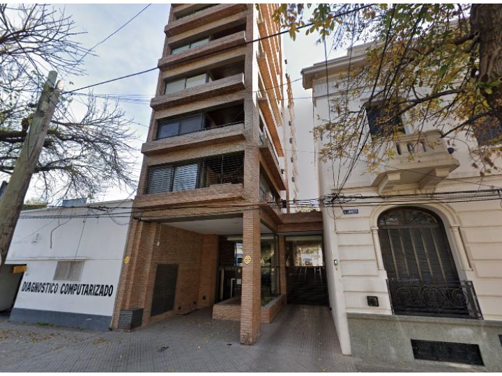 VENTA DEPARTAMENTO 1 DORMITORIO . COCHERA. BAULERA. PATIO. BAÑOS. EXCELENTE!! GORRITI/ AV. ALBERDI