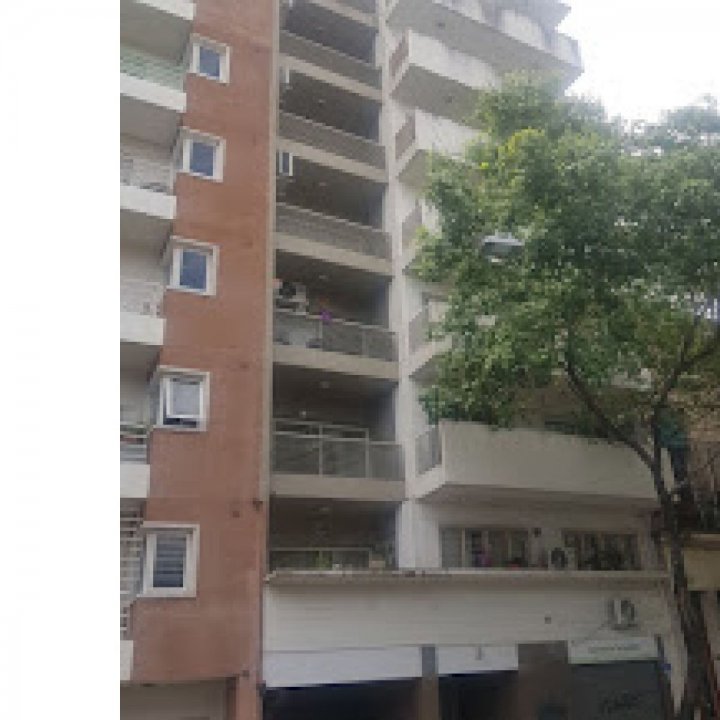 Excelente departamento Externo con Balcón corrido  Zeballos 1700