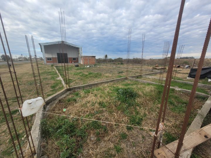 Lote sobre Ruta 11 en el acceso a Monje