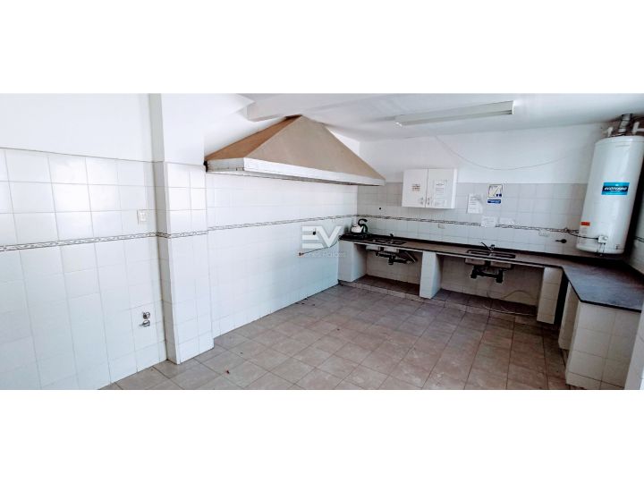 VENTA. TRIBUNALES 2. OBSERVATORIO. IMPORTANTE PROPIEDAD IDEAL DESARROLLO
