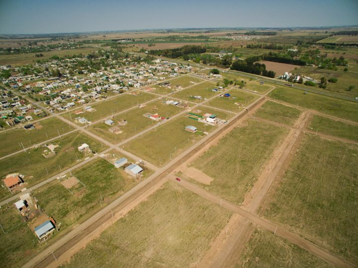 Lotes con Financiacion. Campos del Oeste II. La Carolina Alvear. Lotes de 250 a 300 mts. Entrega Inmediata