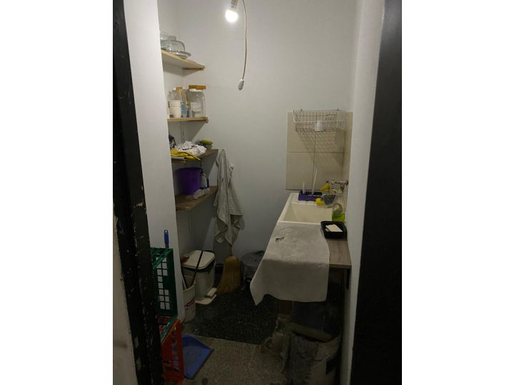 Local comercial en Av Pellegrini - Excelente ubicación!