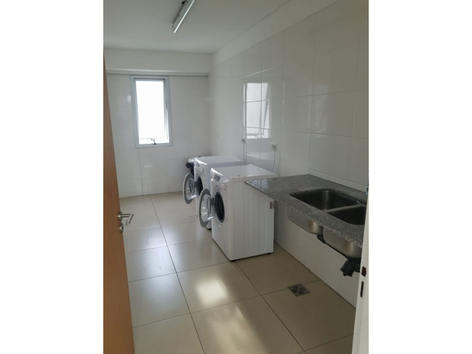 Palermo, Fitz Roy 2300, 1 amb, 38m2, u$s 590 + luz.