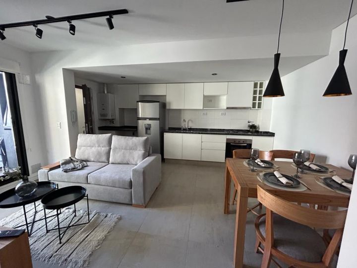 Departamento de 1 dormitorio - Salta y Italia