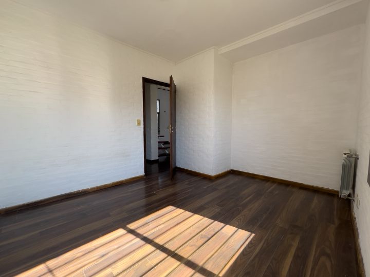 CASA DOS DORMITORIOS  + COMODIN ( AMPLIO ENTREPISO )  - PILETA - FUNES - GARITA 3