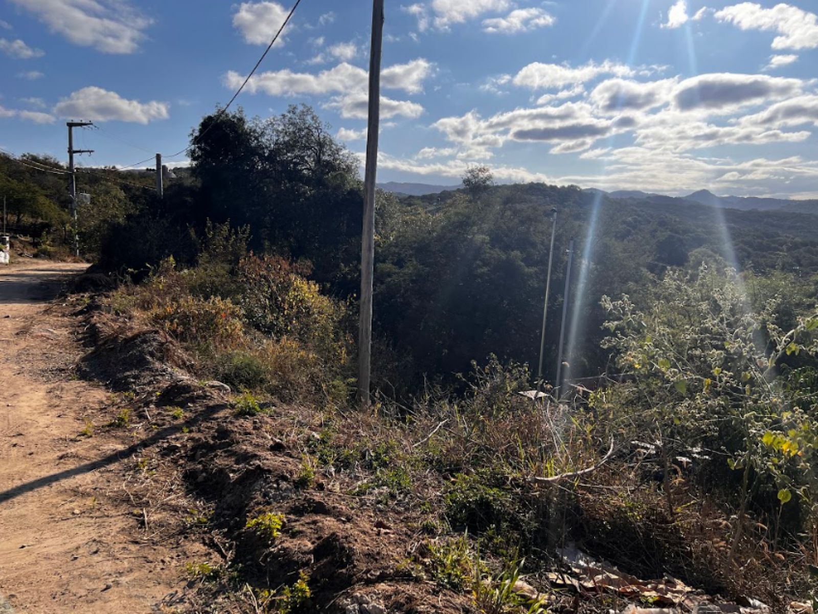 VENDO LOTE EN RIO CEBALLOS CON ESCRITURA