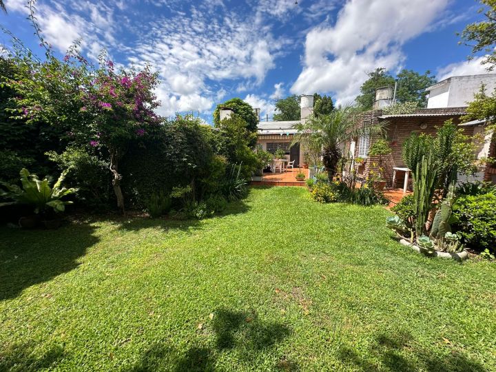 VENTA CASA 2 DORMITORIOS ALBERDI