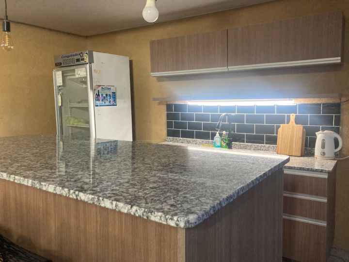 Lote con quincho y pileta barrio el porvenir