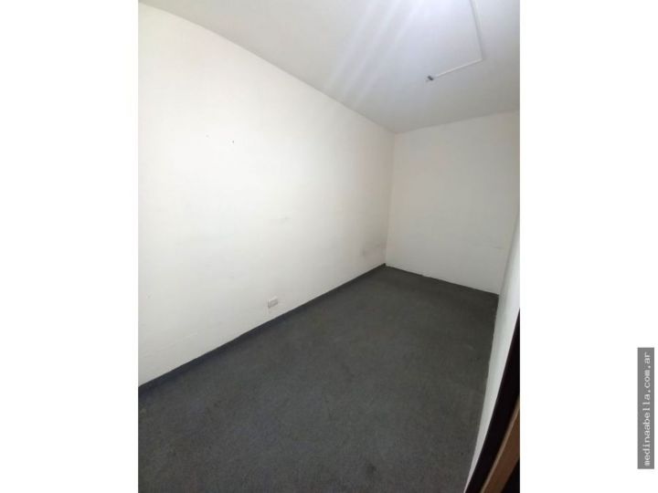 SAN NICOLAS,/2,AMBIENTES 6 PISO 33 ,metros; frente subte línea B