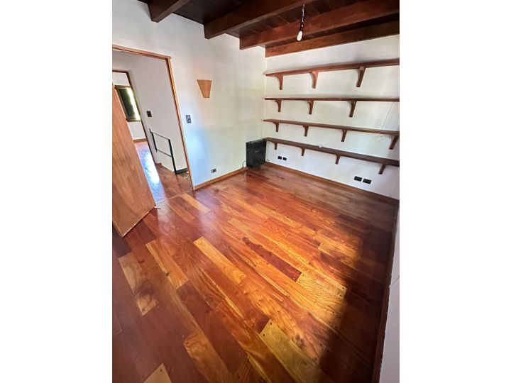 VENTA CASA 3 DORMITORIOS GRANADERO BAIGORRIA