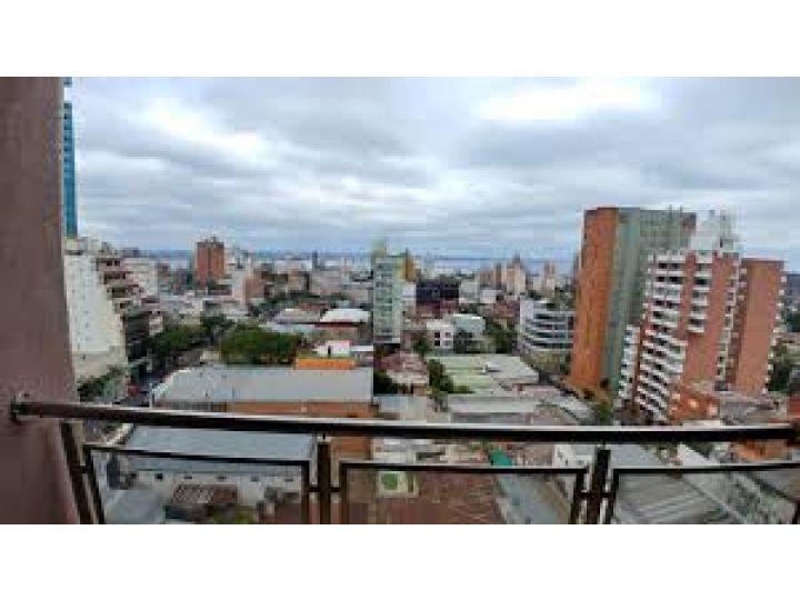 Departamento Semipiso Lujoso con 5 Dormitorios en Alquiler - Posadas, Misiones