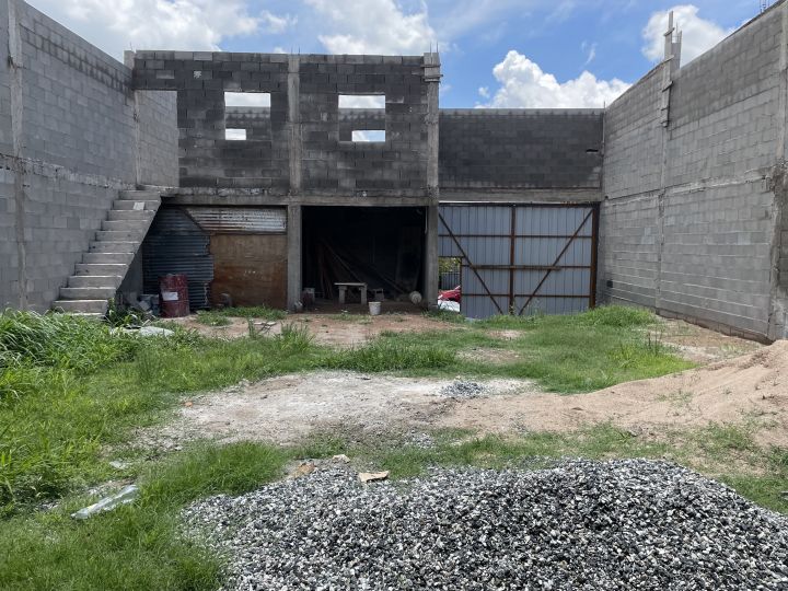 VENTA DEPÓSITO 300m2 - SANTA ROSA 4547