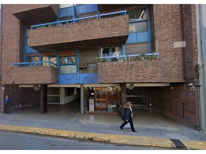 Cochera Cubierta en Venta en Alberdi