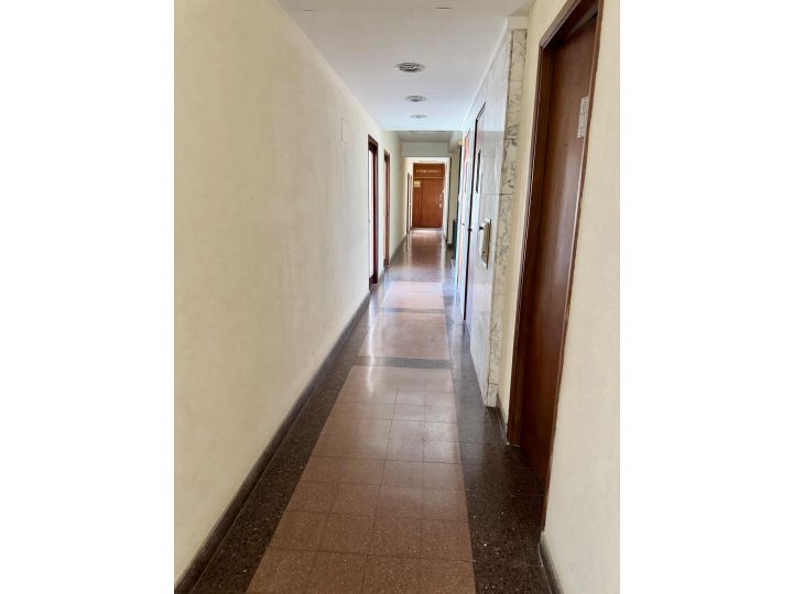 OFICINA EN VENTA - Cordoba 1330