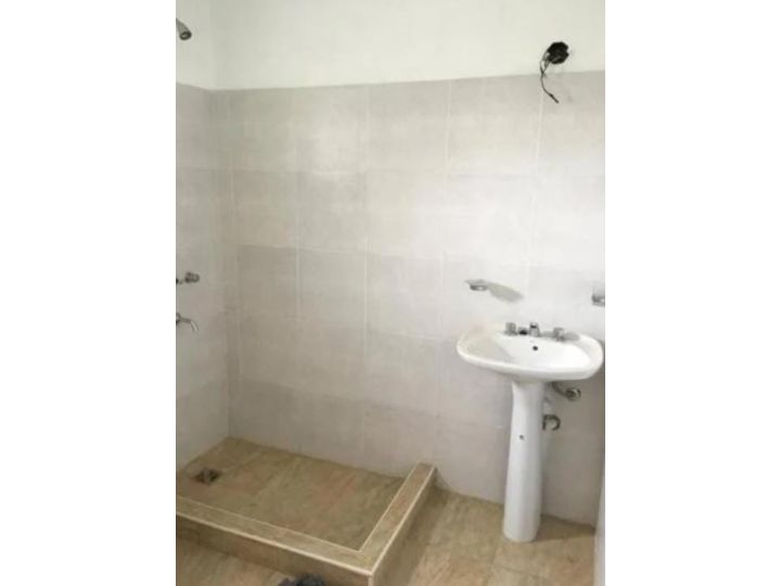 CASA EN ALQUILER IGUAZU 2400 FUNES