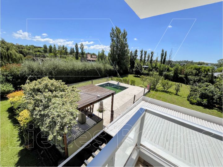 VENTA. COUNTRY LAS CORZUELAS. IMPORTANTE PROPIEDAD 600 MTS CUB 1900 MTS TERRENO. TITULOS PERFECTOS