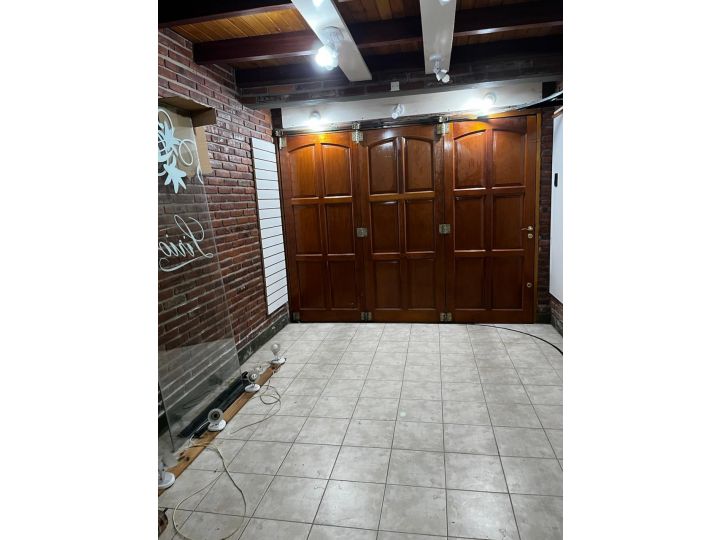 Casa estilo chalet con quincho