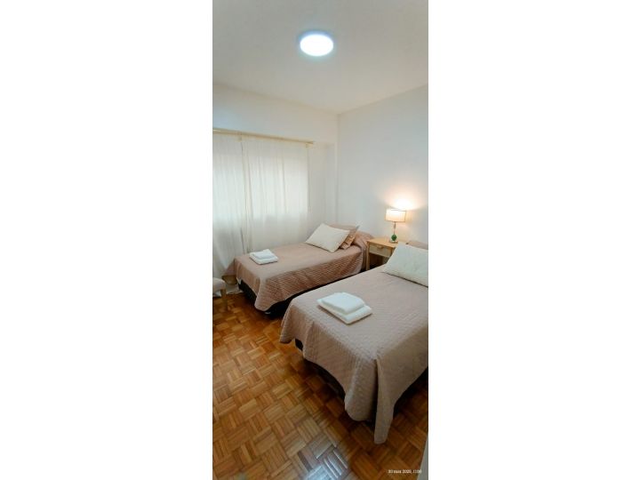 Recoleta,  Libertad 1200, 2 am, 47m2, u$s 700 + expensas + servicios. Expensas Mayo  2025= $ 135,000.- 08-08-25
