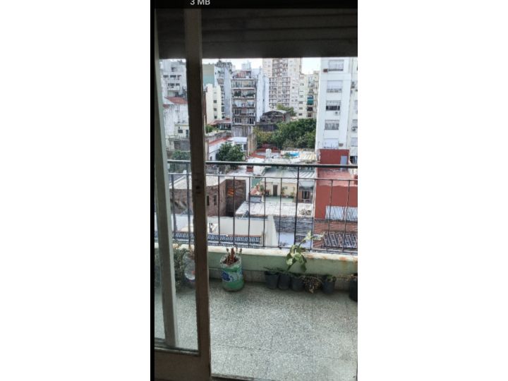 ALQUILER 1 AMBIENTE CON BALCON. EN ALMAGRO