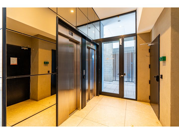 Bv. Urquiza 561 P2 F con cochera-  Departamento de un dormitorio SAN LORENZO